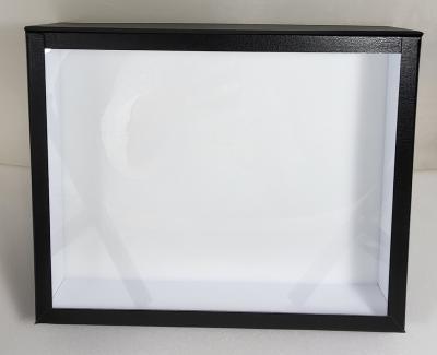 Boîte cloche 25 x 20 cm fond blanc 